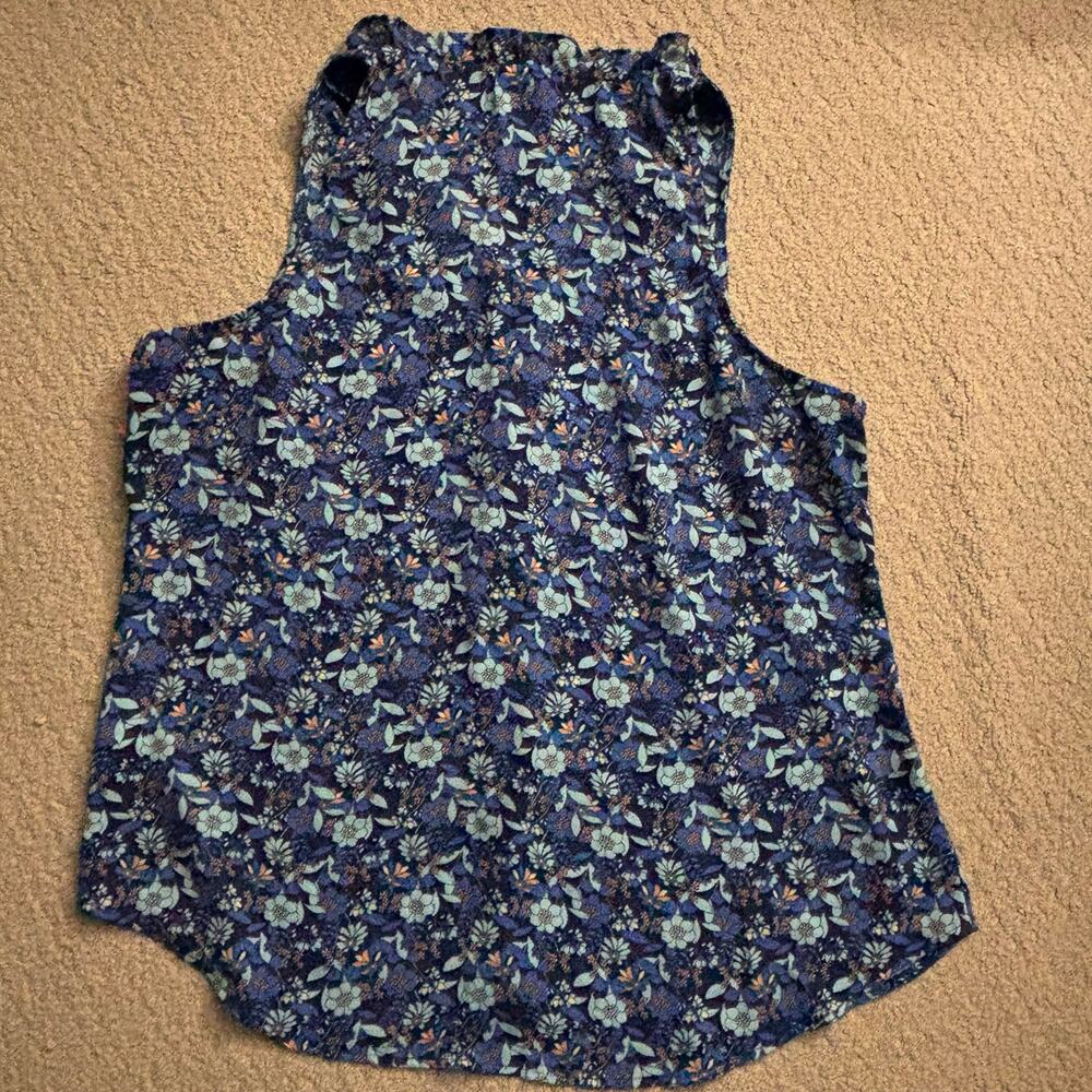 CAbi Ruffle Floral Tank Top Shell Large - Picture 5 of 5